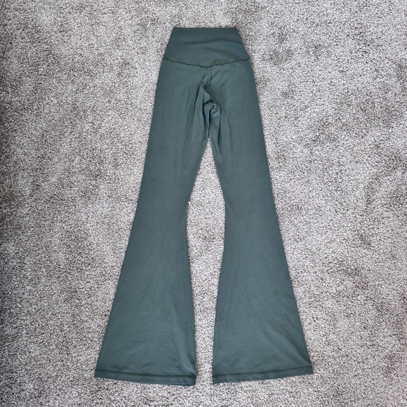 Aerie Crossover Flare Leggings - Picture 3 of 3